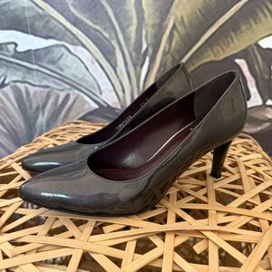 Stuart Weitzman Classic gray black Patent Leather Pumps minimalist size 5.5